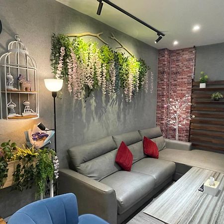 鄉間小路 Home 備有專屬停車場 Csusan Kültér fotó