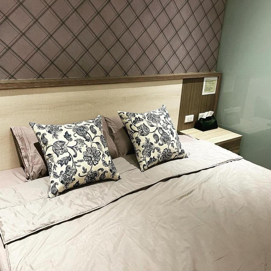 鄉間小路 Home 備有專屬停車場 Csusan Kültér fotó