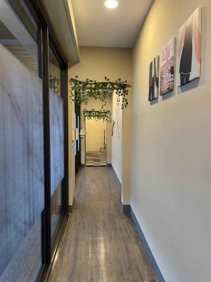 鄉間小路 Home 備有專屬停車場 Csusan Kültér fotó