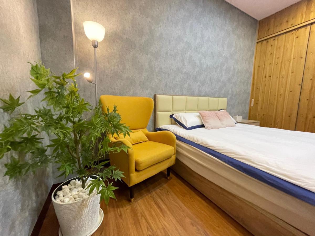 鄉間小路 Home 備有專屬停車場 Csusan Kültér fotó